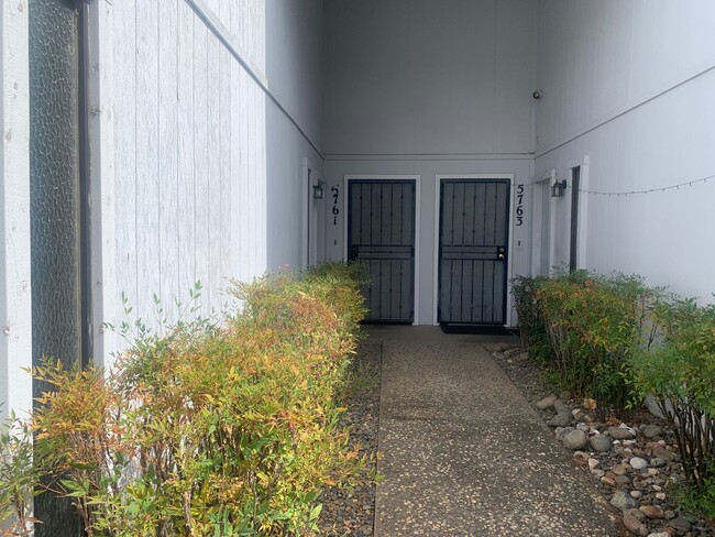 Photo - 9540001/60 Unit 9540001001
