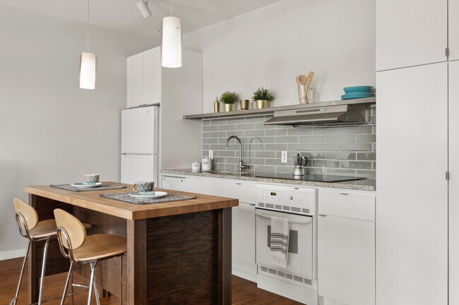 Photo - Parkway West Apartments