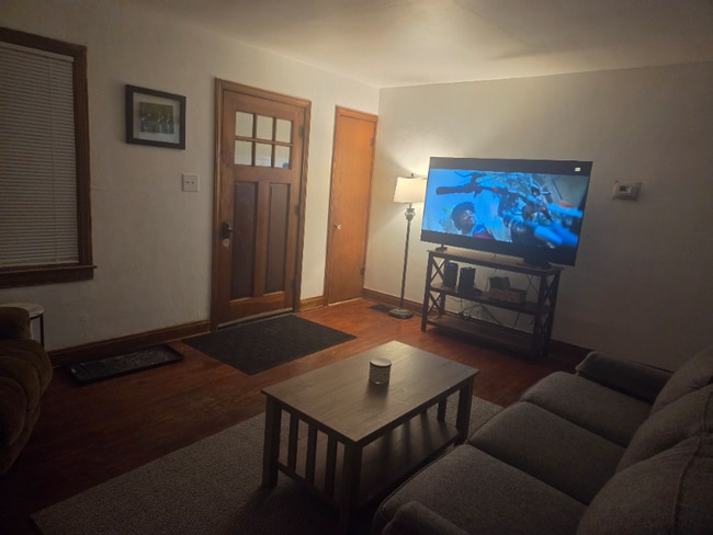 Photo - 465 Randolph Ave