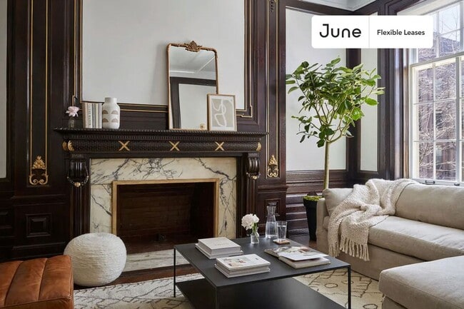 Chic ROOM at The Grand House