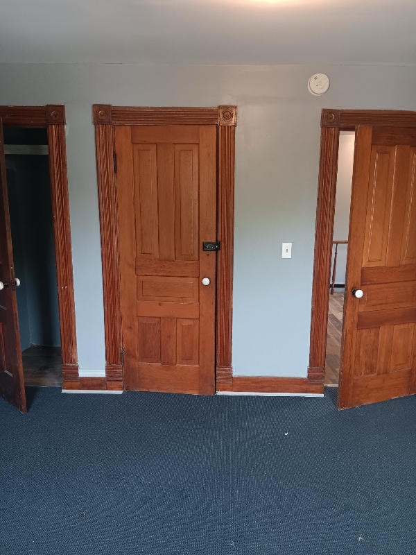 Photo - 126 Putnam St SW