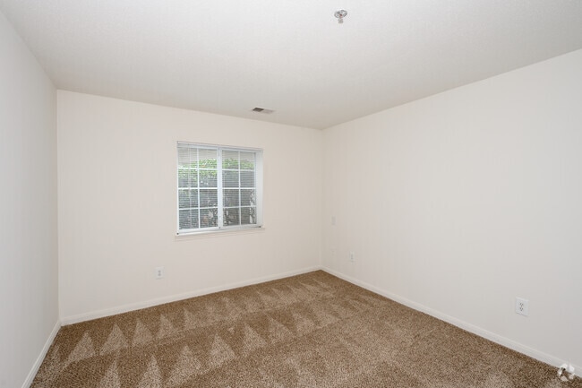1BR, 1BA - 564SF - Bedroom