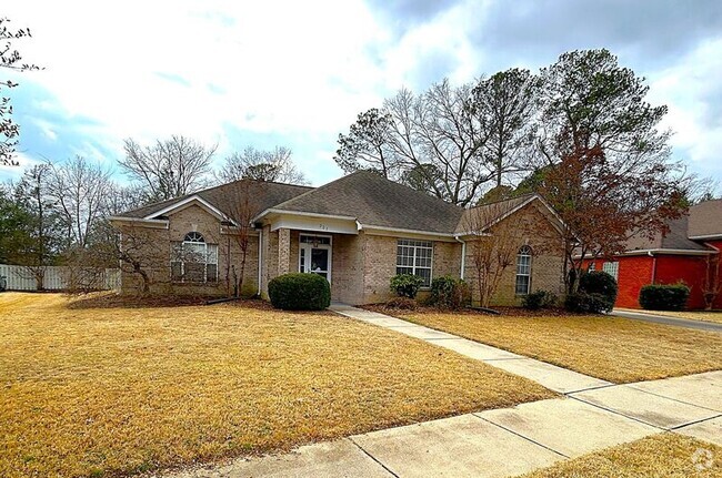 Building Photo - 203 Silver Tail Ln Rental