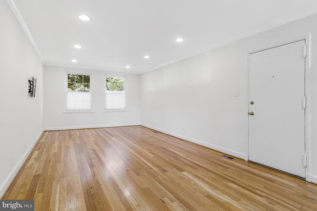 Building Photo - 4640 31st Rd S Unit A2 Rental