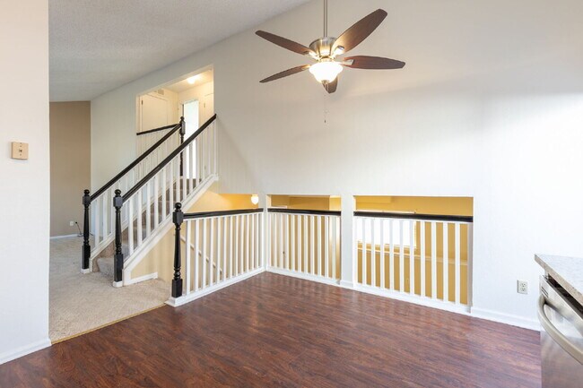 Photo - NW Longmont Spacious Tri Level.