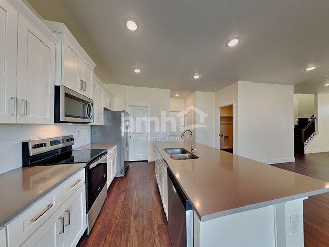 Photo - 9432 W Barcelona St