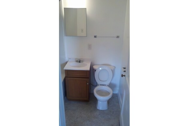 Photo - Venetian Place Apartments