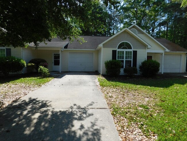 Building Photo - 208 Tobiano Dr