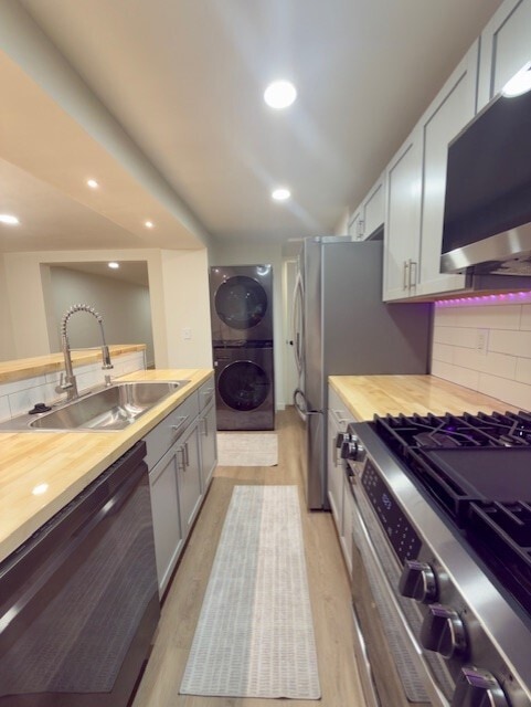 Building Photo - 352 S 25th St