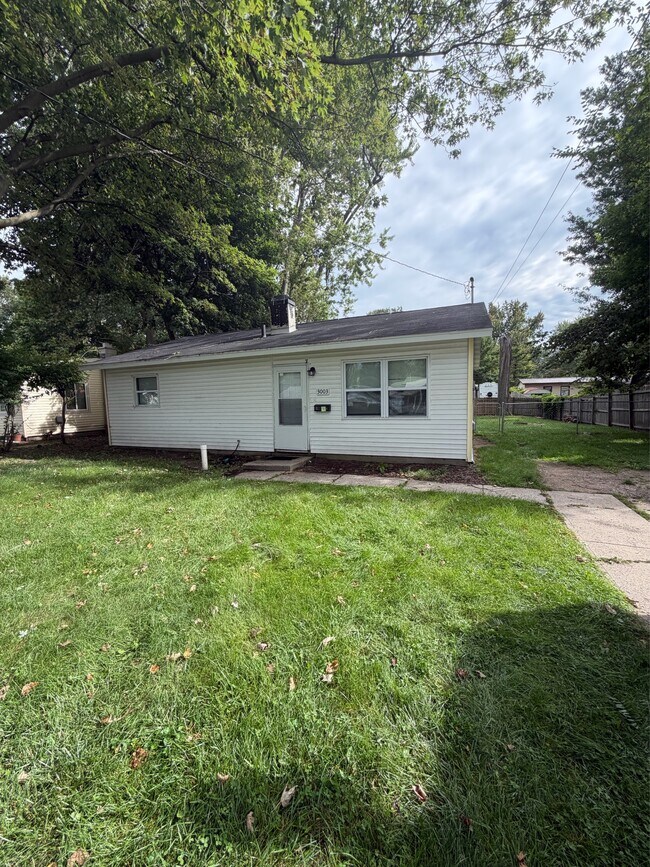 3003 Greenbelt Dr