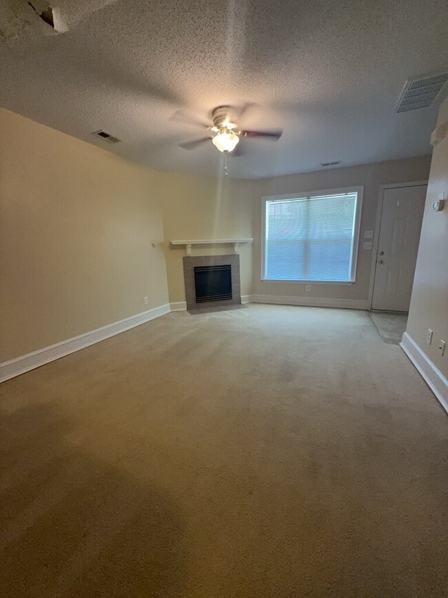 Photo - 1121 Pueblo Dr