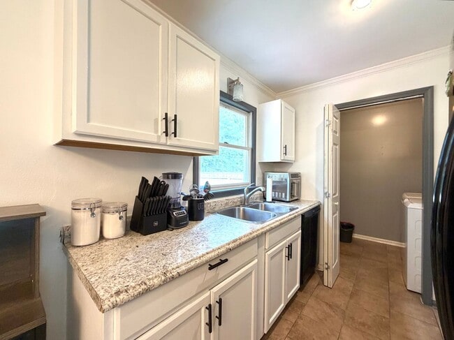 Photo - 783 Princeton Cir