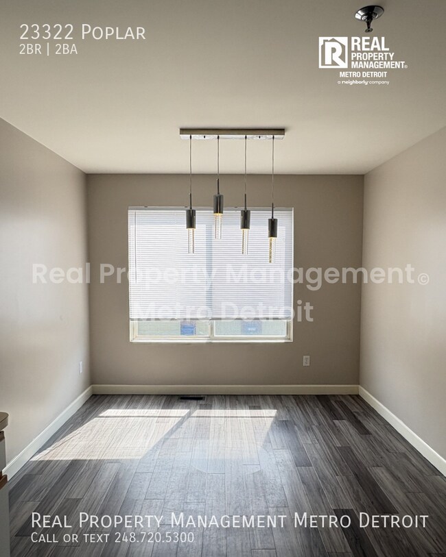 Photo - 23322 Poplar-