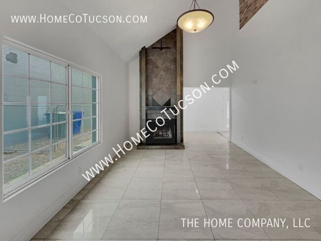 Photo - 207 W Virginia St