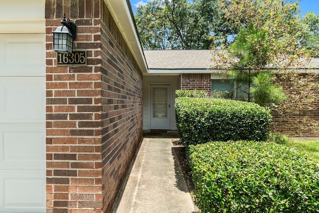 Photo - 16305 Many Trees Ln