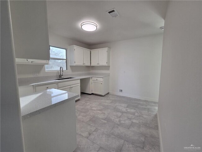 Photo - 15 Serg Loop