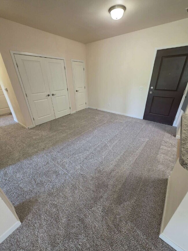 Photo - 2 Bedroom | 1 Bathroom 2nd Floor Apartment Available RIGHT NOW! Unit 207