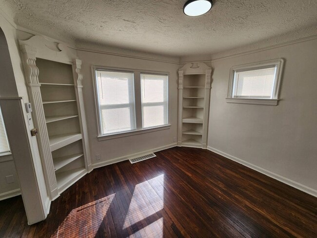 Photo - Charming 3-Bedroom Property in Prime Location