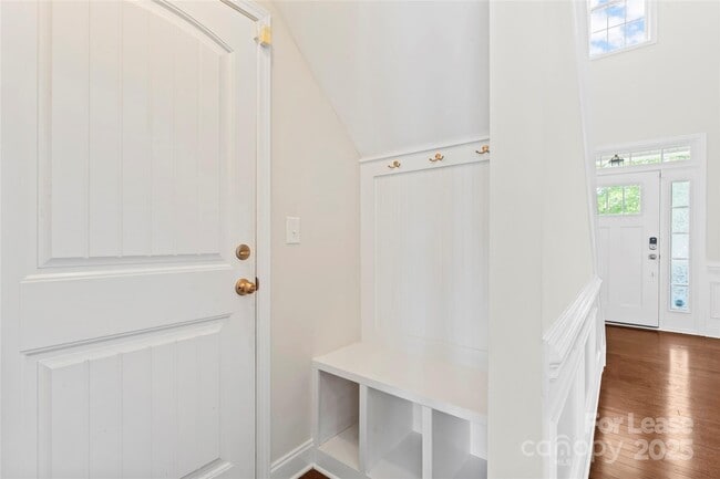 Photo - 1037 Jack Pine Rd