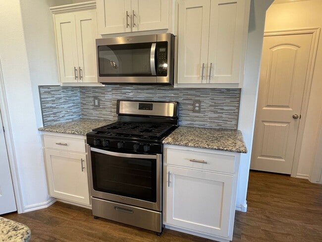 Photo - Spectacular 4 bedroom, 2 bath home in Owasso