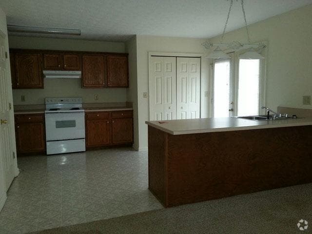 Bedroom - Grandview Apartments