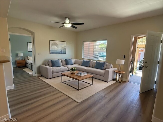 Photo - 7701 W Robindale Rd Unit 118
