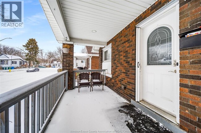 Photo - 3425 Baby St