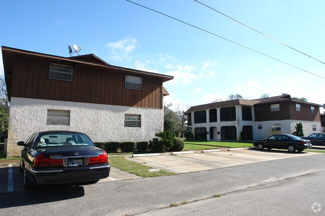 Photo - Autumnwood Apartments
