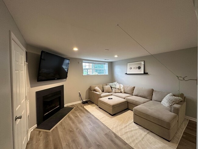 Photo - 6002 Andrew John Dr