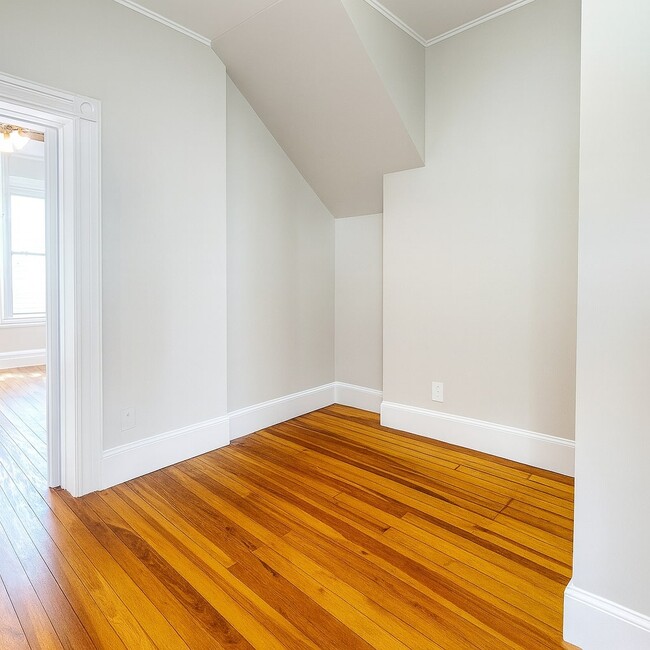 ÉL - 89 Grant St Unidad 1A