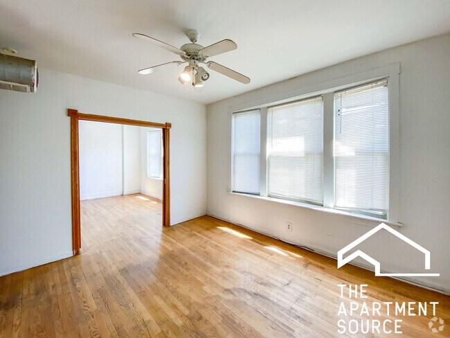 Building Photo - 5102 N Winchester Ave Unit 3C Rental