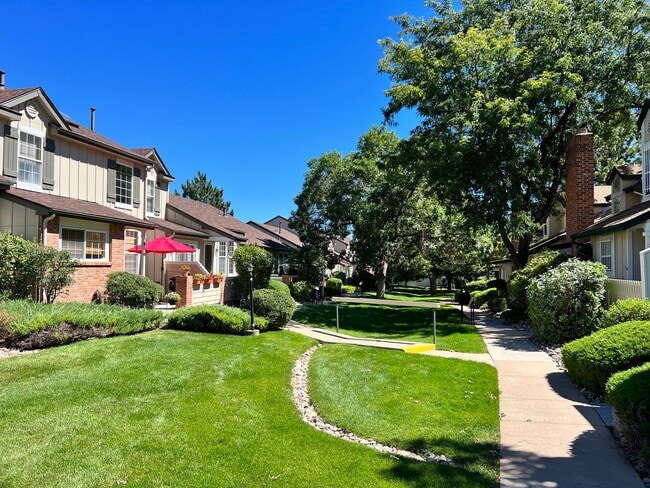 Photo - 3 Bedroom / 3.5 Bathroom / 2 Car Garage Townhome in a quiet and sought-after area!