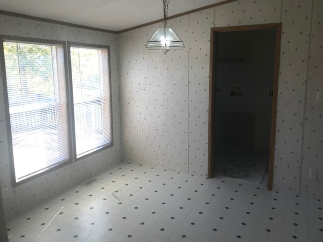 Photo - 2216 N Garnet Ave