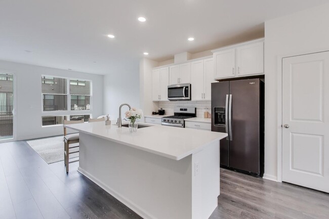 Photo - 2251 Venture Dr