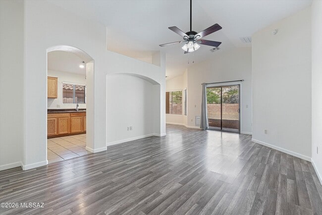 Photo - 60958 Cantle Ct