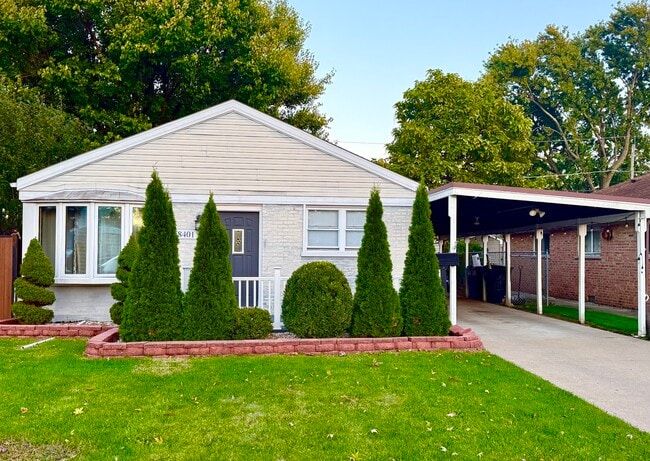 Building Photo - 8401 S Scottsdale Ave