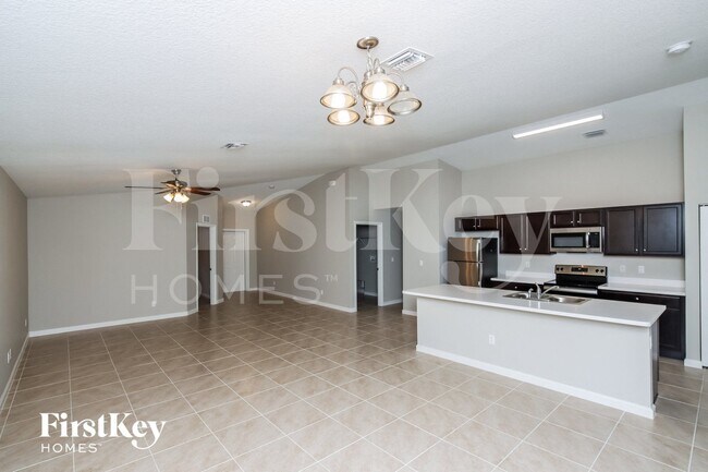 Photo - 1167 Tarleton St SE