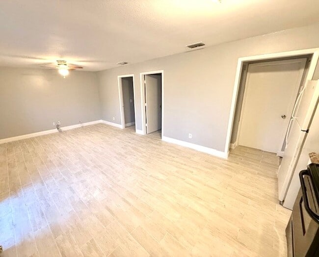 Photo - 5228 Cherry Ave Unit B