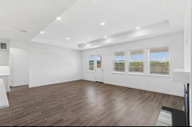 Photo - 12106 Old Fashion Cir