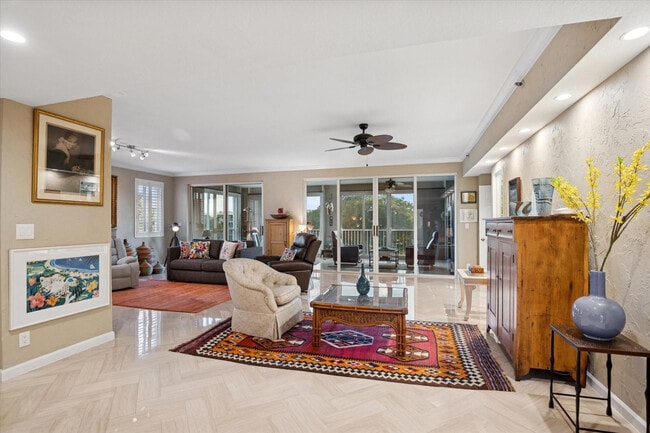 Photo - 4112 W Palm Aire Dr Unit 124A