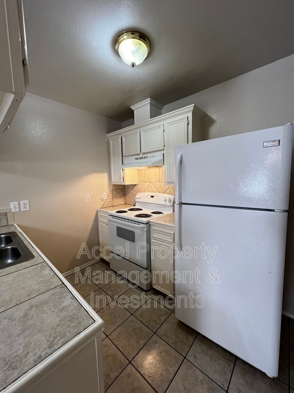 Photo - 2003 Villa Linda Ave Unit 2