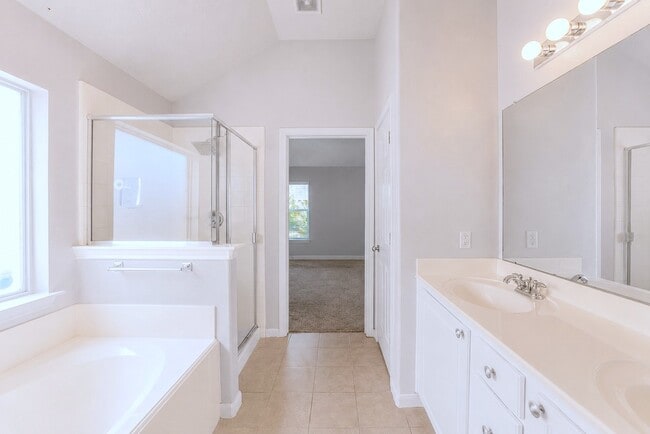 Photo - 15911 Pleasant Green Cir
