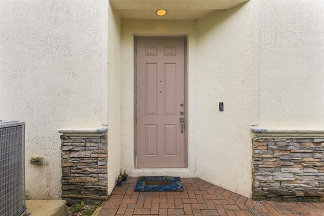 Photo - 5224 SW 77th Way