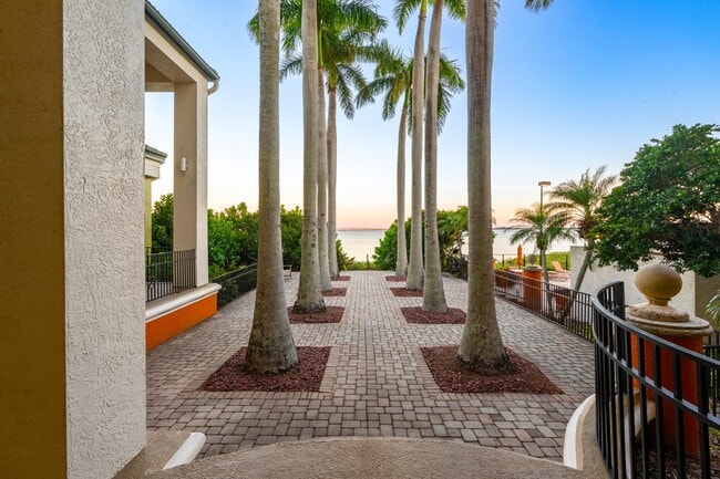 Photo - Bayside Arbors of Clearwater