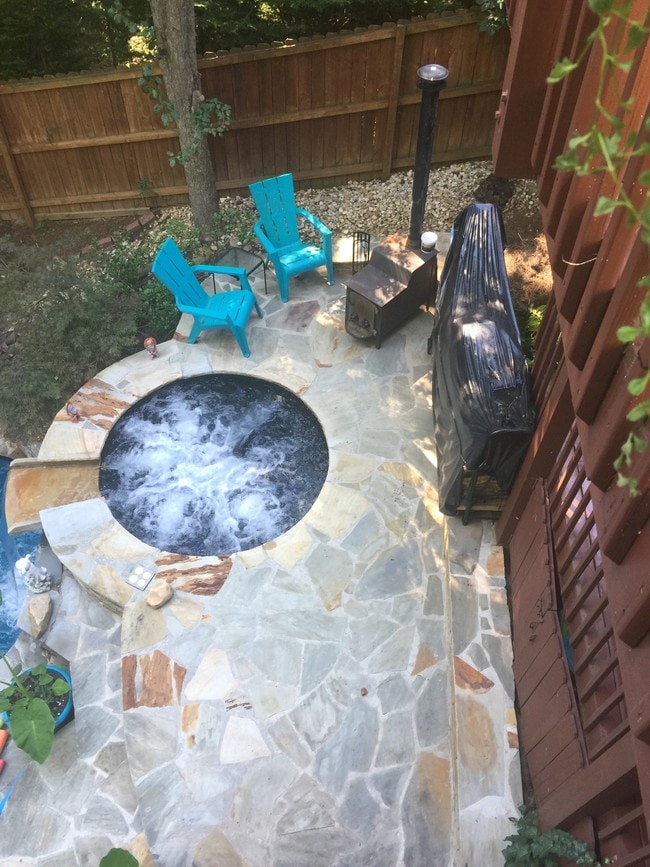 Spa & wood stove - 7006 E Hills Way Unit 1