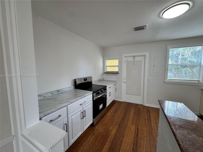 Photo - 1441 NE 134th Rd Unidad 2