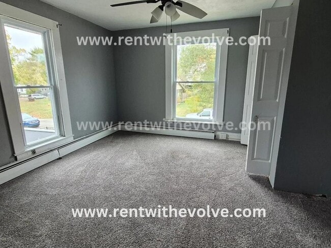 Photo - 209 N Walnut St