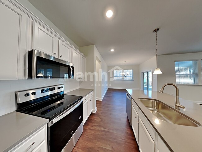 Photo - 7105 Garrett Ct