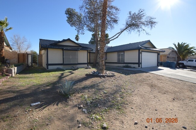 Photo - 1925 Ann Greta Dr