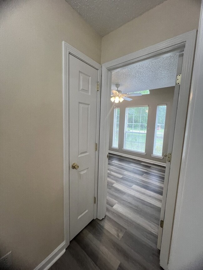 Photo - 1421 Spruce St